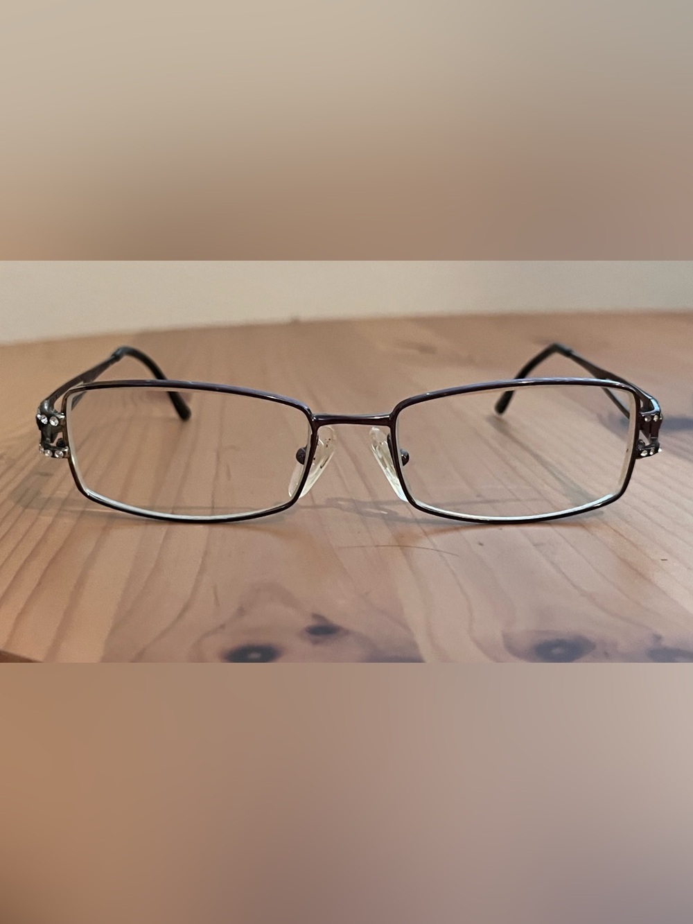 Vintage Versace mod 1092-B Swarovski accents plum/metalic frames